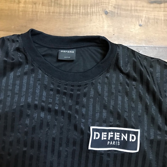 Defend Paris T-shirt #75 Sz large men’s - Picture 3 of 3